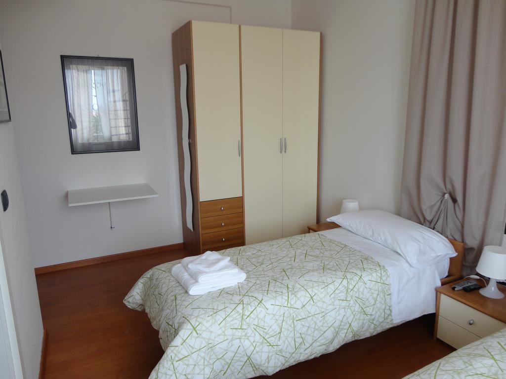 Alloggio Cavour Ferrara Zimmer foto